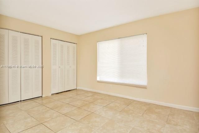 最近售出: $138,500 (1 贝兹, 1 浴室, 768 平方英尺)