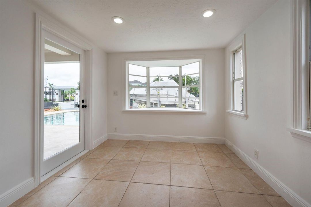 Breakfast nook
