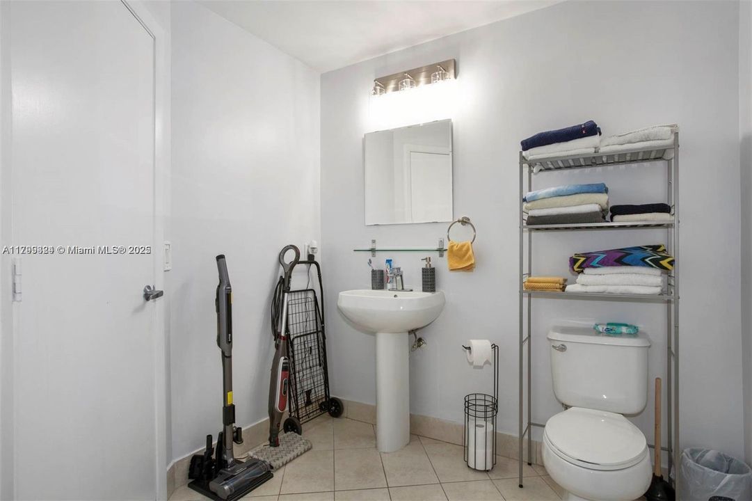 На продажу: $413,000 (1 спален, 1 ванн, 780 Квадратных фут)