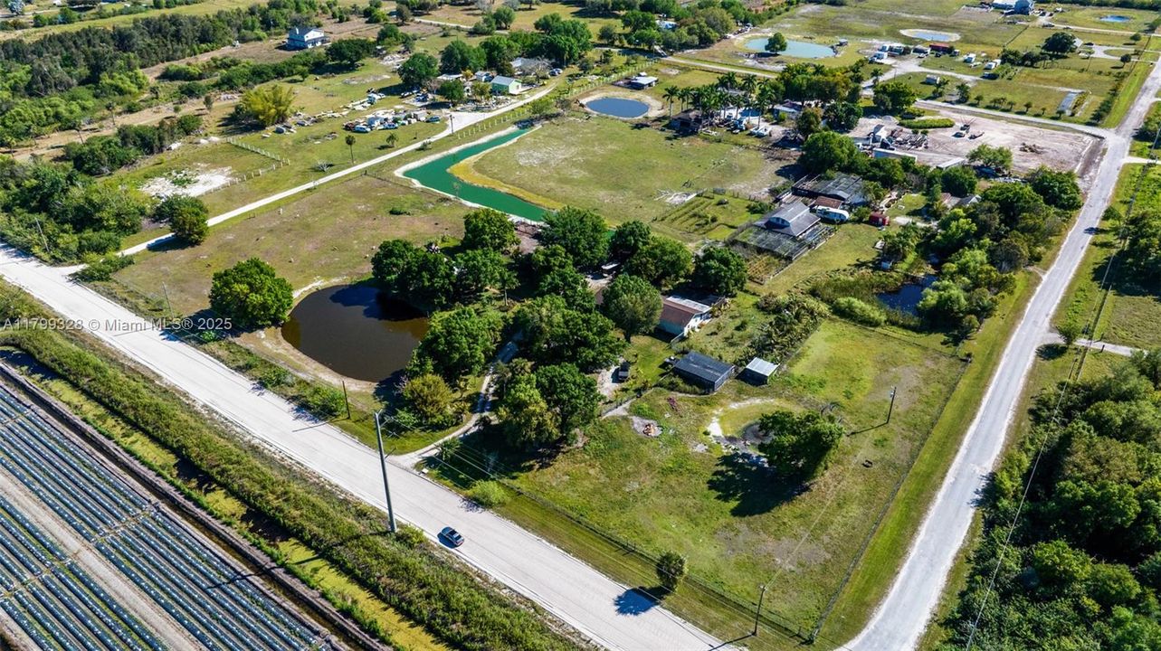 En Venta: $849,900 (4 camas, 2 baños, 0 Pies cuadrados)