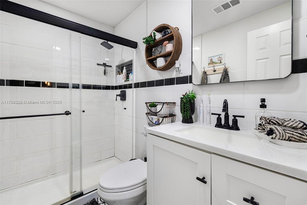 En Venta: $849,900 (4 camas, 2 baños, 0 Pies cuadrados)