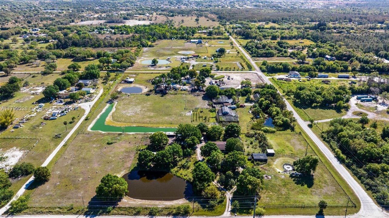 En Venta: $849,900 (4 camas, 2 baños, 0 Pies cuadrados)