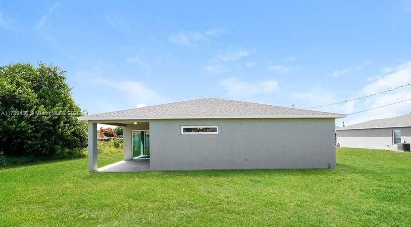 Recently Rented: $2,265 (4 beds, 2 baths, 1833 Square Feet)