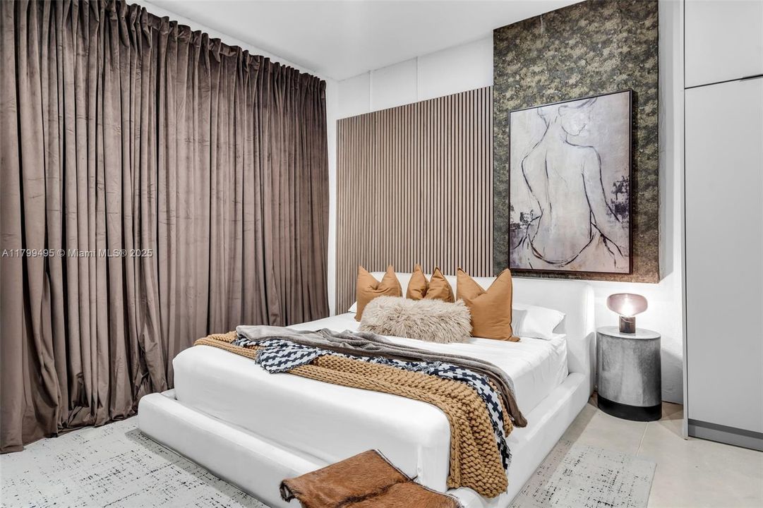 最近售出: $1,450,000 (4 贝兹, 3 浴室, 2702 平方英尺)