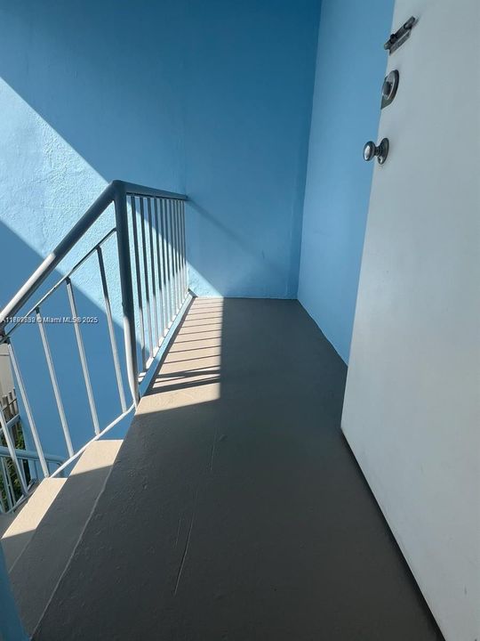 Недавно продано: $244,000 (1 спален, 1 ванн, 600 Квадратных фут)