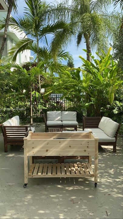 Недавно продано: $244,000 (1 спален, 1 ванн, 600 Квадратных фут)