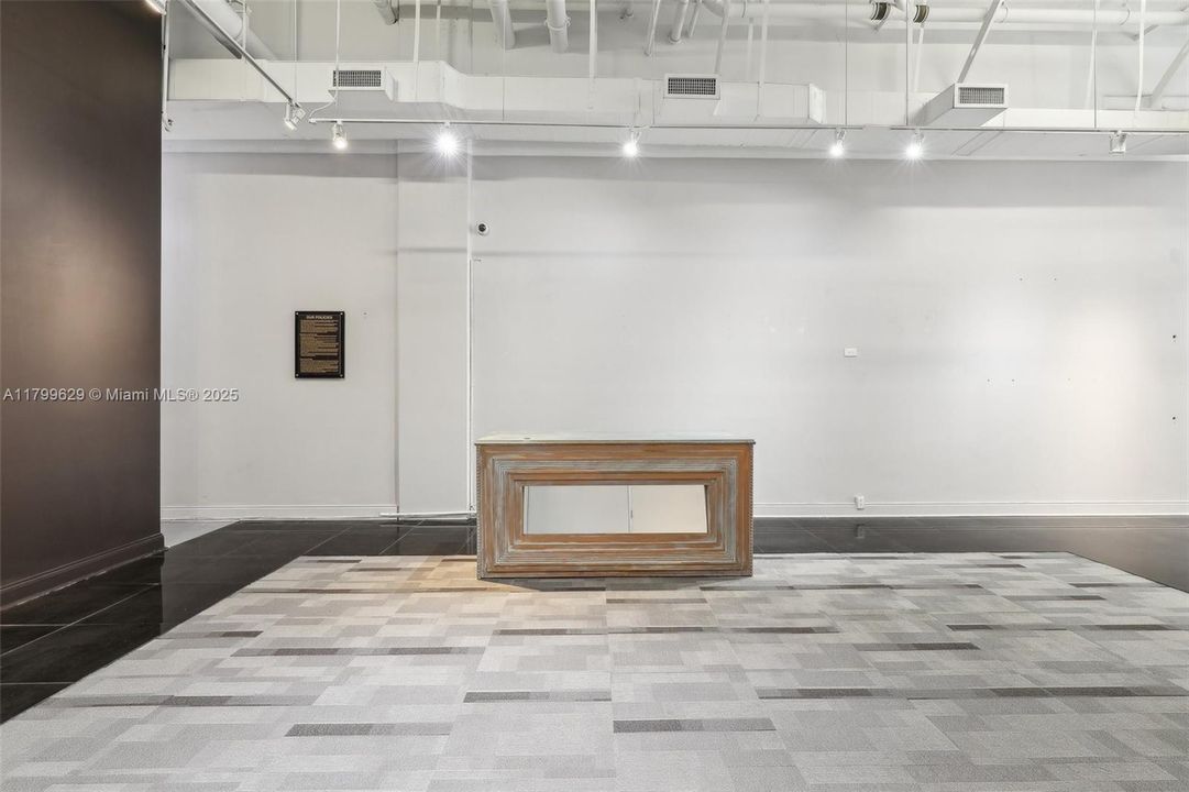 最近售出: $625,000 (0 贝兹, 0 浴室, 0 平方英尺)