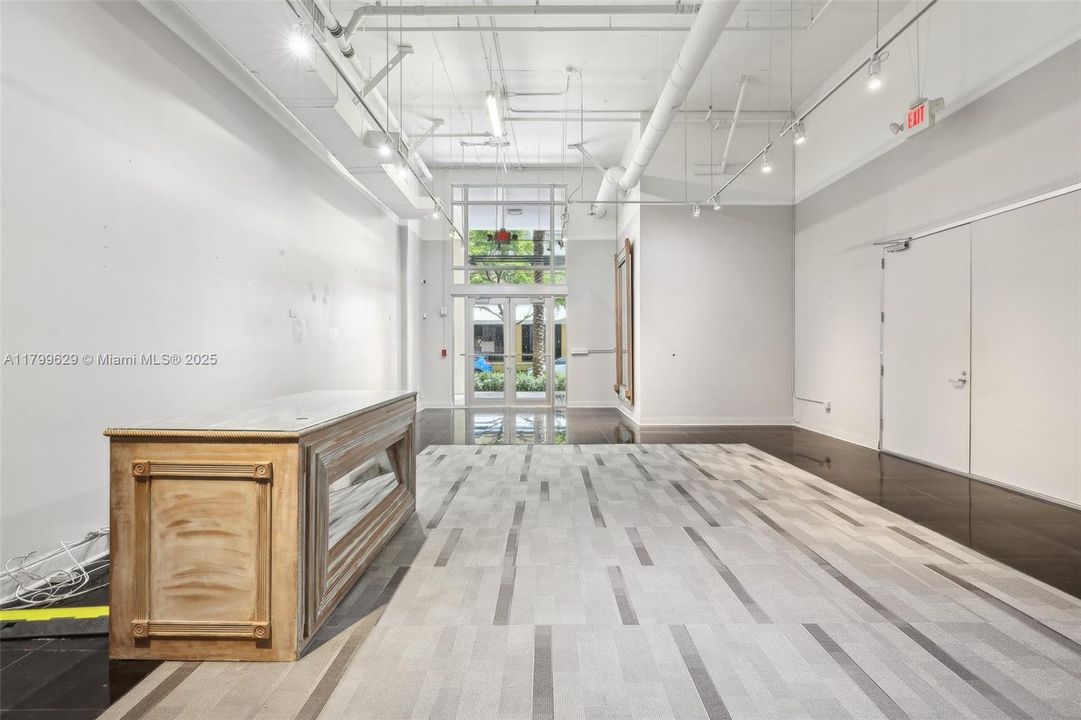 最近售出: $625,000 (0 贝兹, 0 浴室, 0 平方英尺)