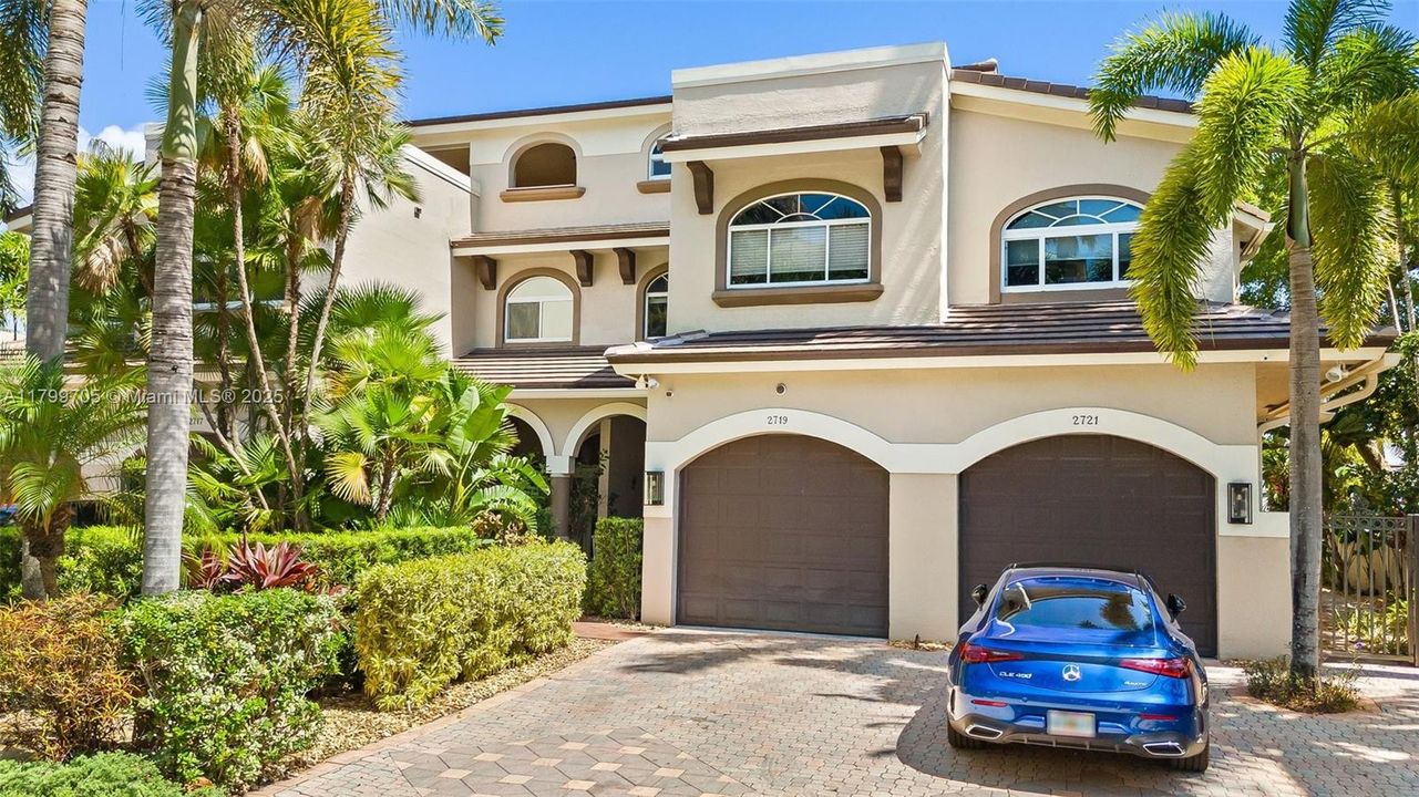 待售: $1,299,999 (4 贝兹, 2 浴室, 3226 平方英尺)