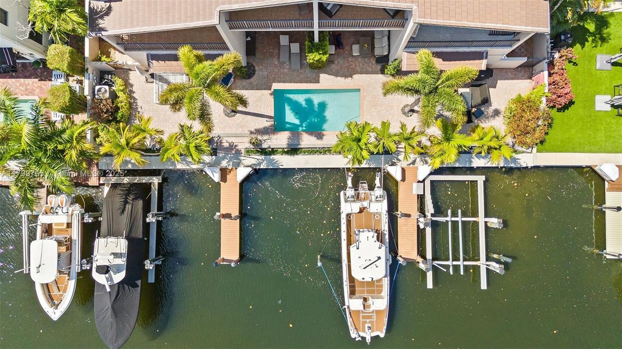 待售: $1,299,999 (4 贝兹, 2 浴室, 3226 平方英尺)