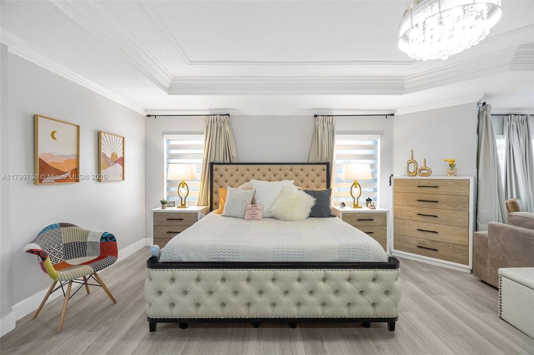 Vendido Recientemente: $1,150,000 (6 camas, 4 baños, 3870 Pies cuadrados)