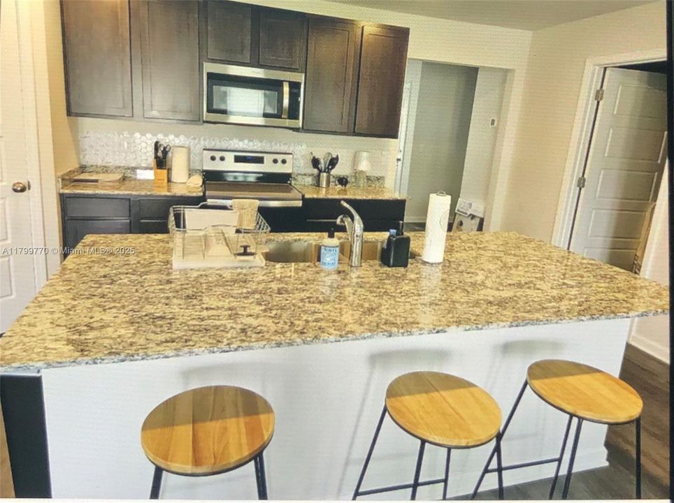 For Rent: $2,250 (3 beds, 2 baths, 0 Square Feet)