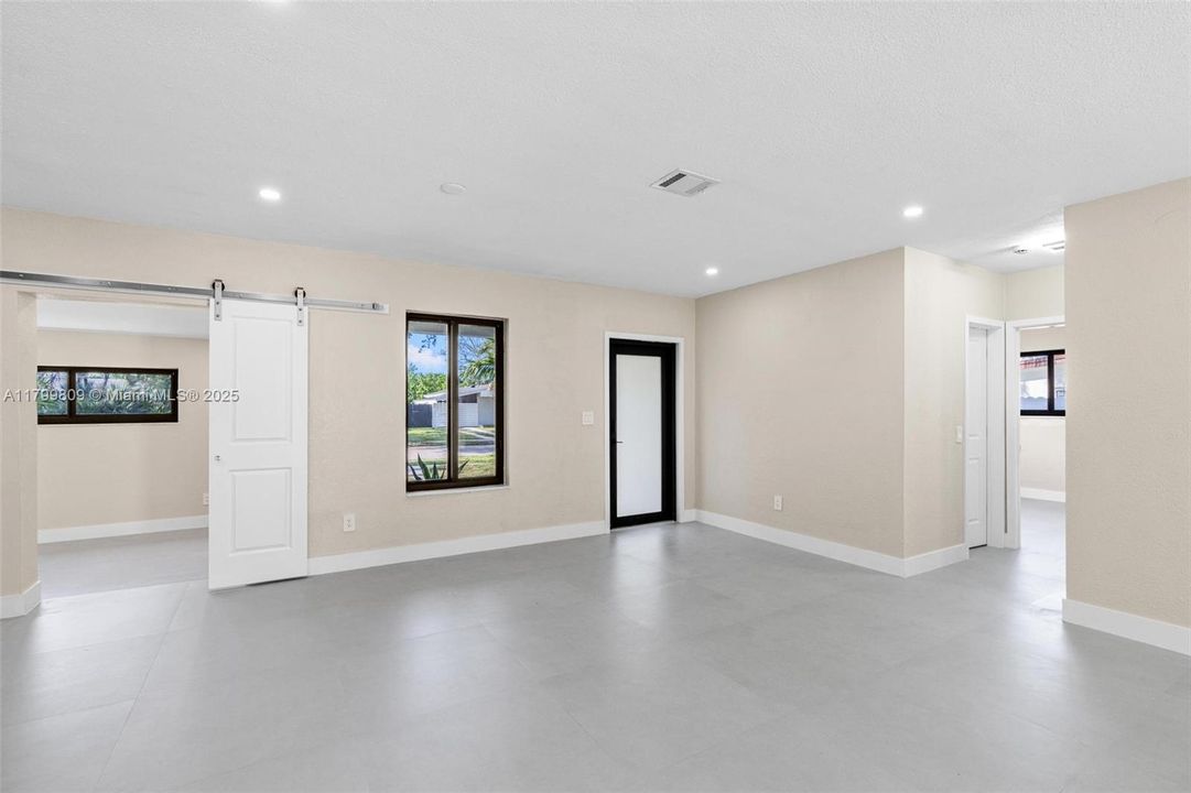 For Sale: $789,000 (5 beds, 3 baths, 2198 Square Feet)