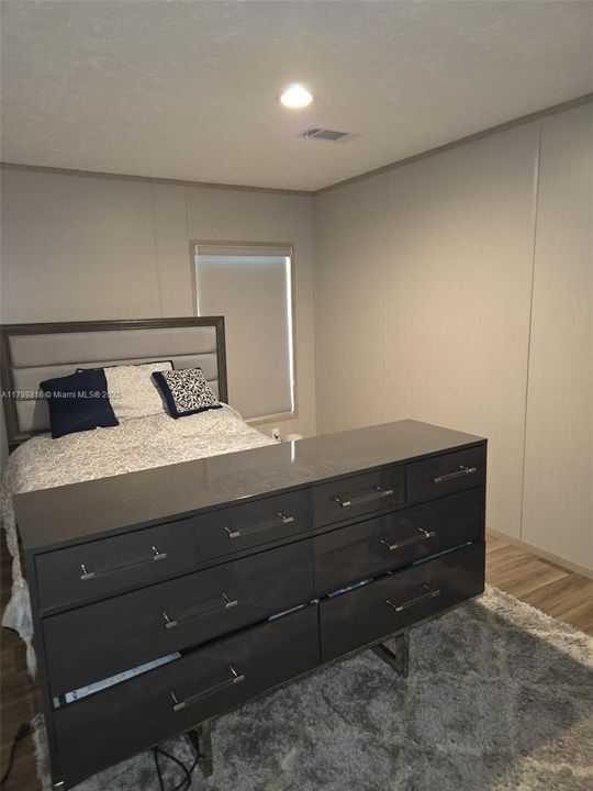 Recently Rented: $2,600 (5 beds, 4 baths, 0 Square Feet)