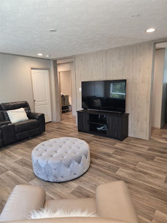 Recently Rented: $2,600 (5 beds, 4 baths, 0 Square Feet)