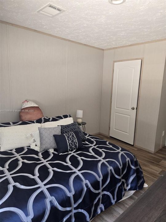 Recently Rented: $2,600 (5 beds, 4 baths, 0 Square Feet)