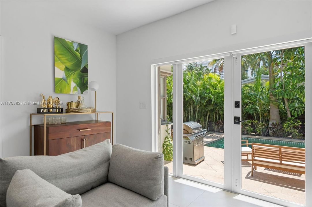 Activo con contrato: $13,000 (3 camas, 2 baños, 1824 Pies cuadrados)