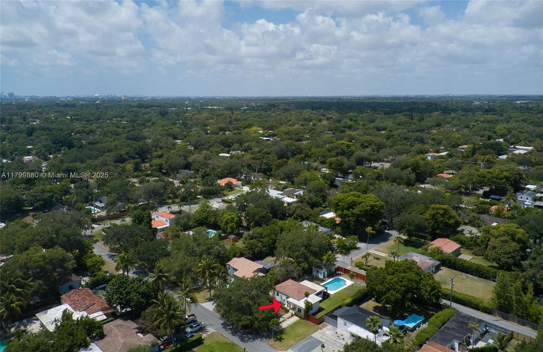 Recently Sold: $875,000 (2 beds, 2 baths, 1345 Square Feet)