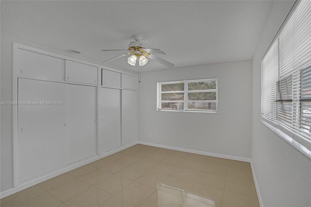 Recently Sold: $685,000 (0 beds, 0 baths, 2426 Square Feet)