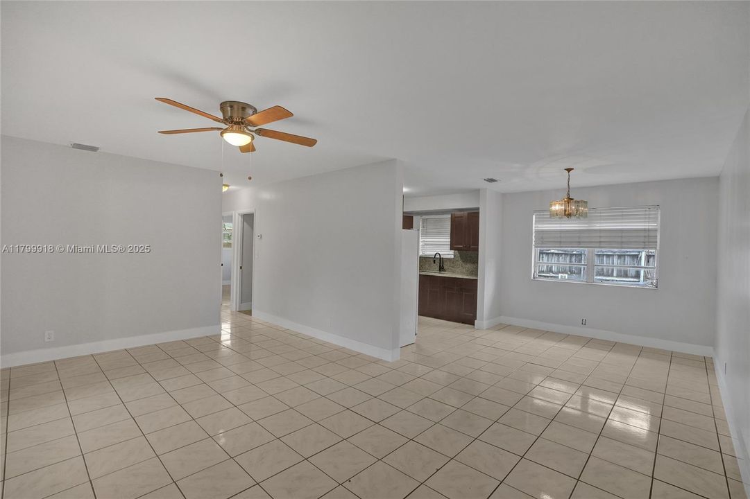 Recently Sold: $685,000 (0 beds, 0 baths, 2426 Square Feet)