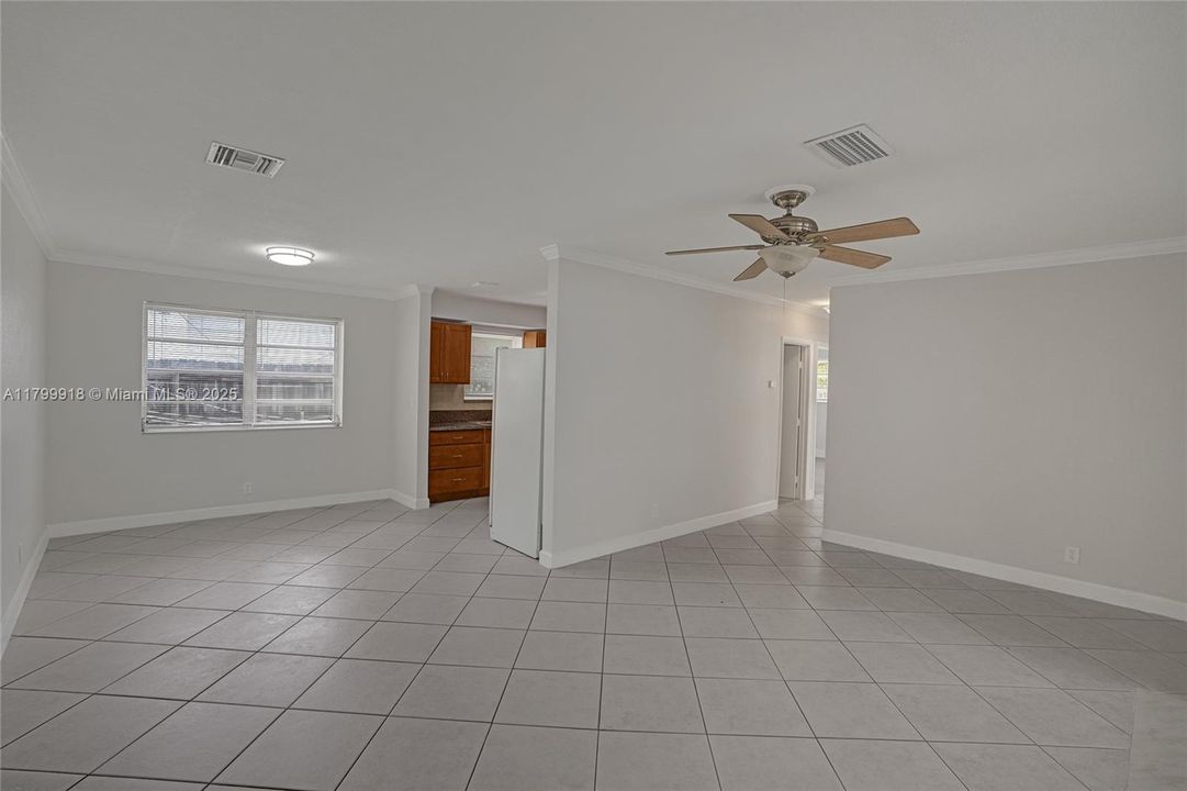 Recently Sold: $685,000 (0 beds, 0 baths, 2426 Square Feet)