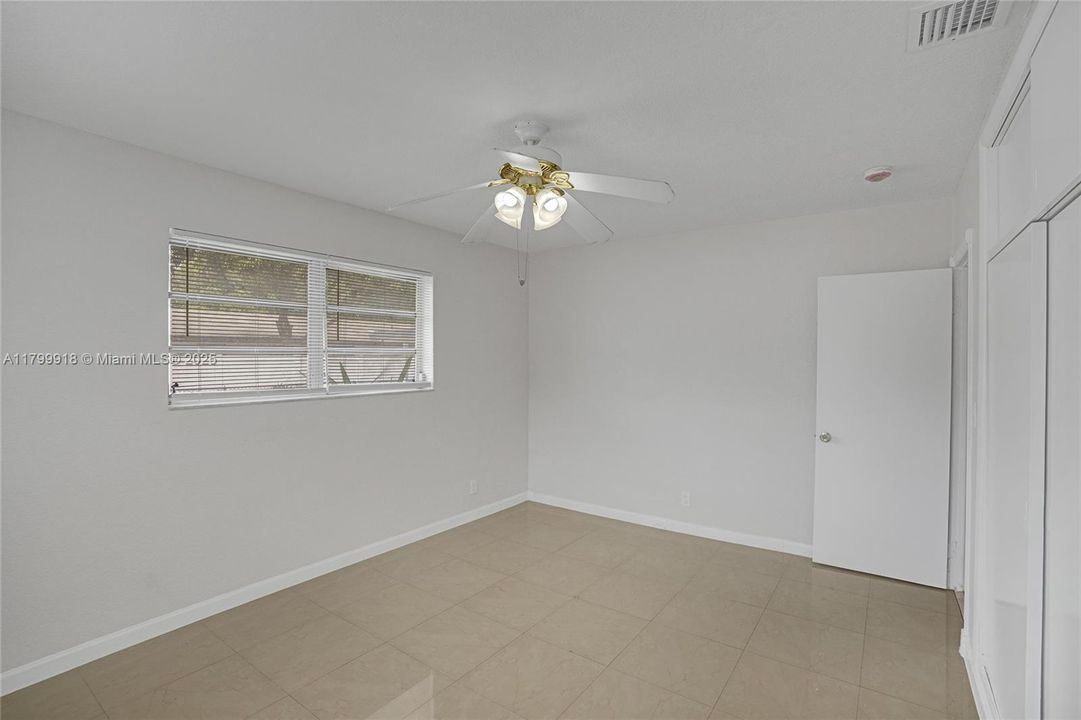 Recently Sold: $685,000 (0 beds, 0 baths, 2426 Square Feet)