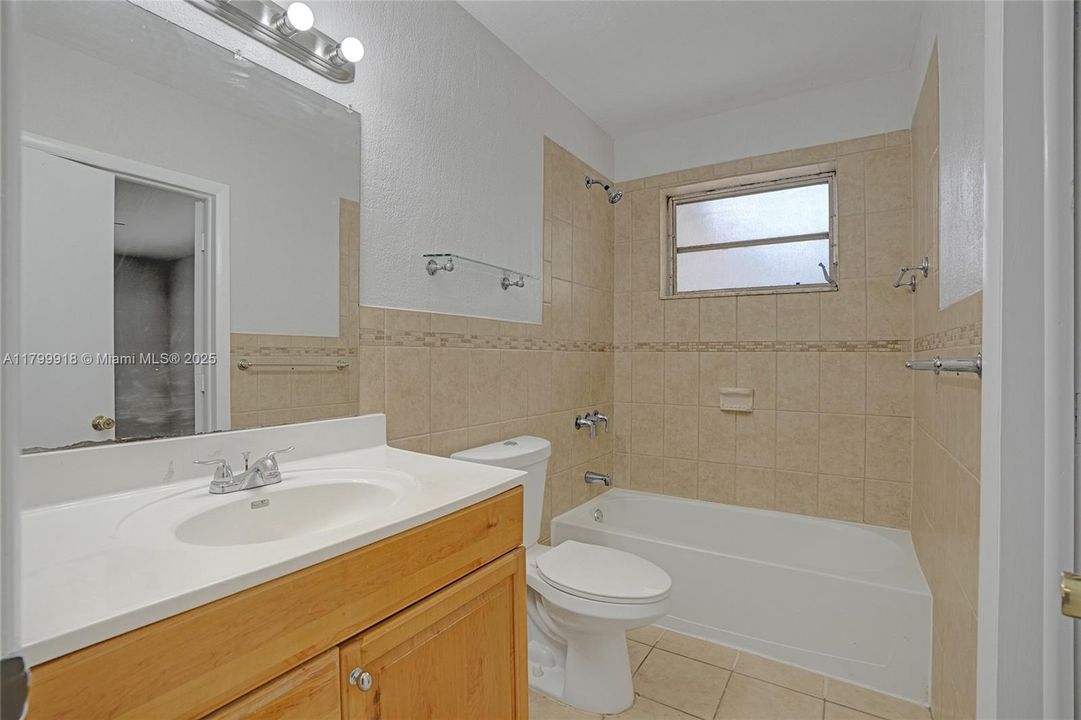 Recently Sold: $685,000 (0 beds, 0 baths, 2426 Square Feet)