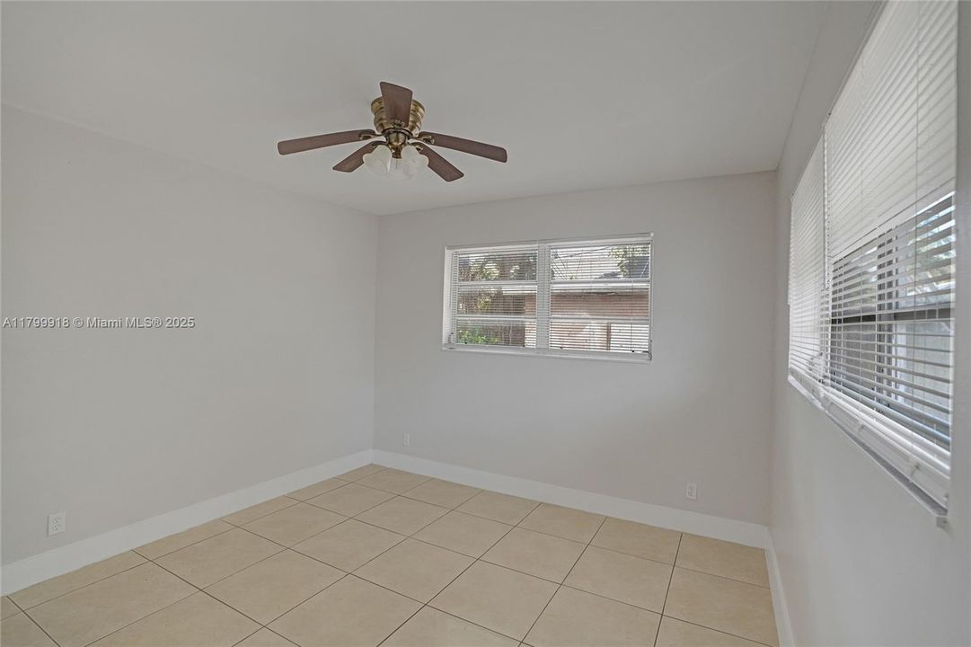 Recently Sold: $685,000 (0 beds, 0 baths, 2426 Square Feet)