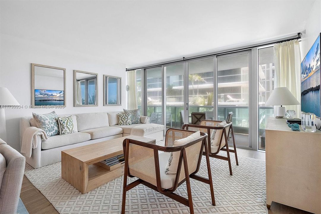 For Sale: $1,700,000 (2 beds, 2 baths, 1614 Square Feet)