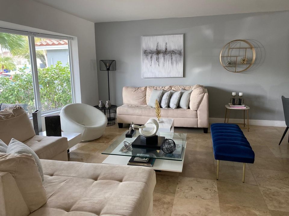 For Sale: $1,030,000 (3 beds, 2 baths, 1679 Square Feet)
