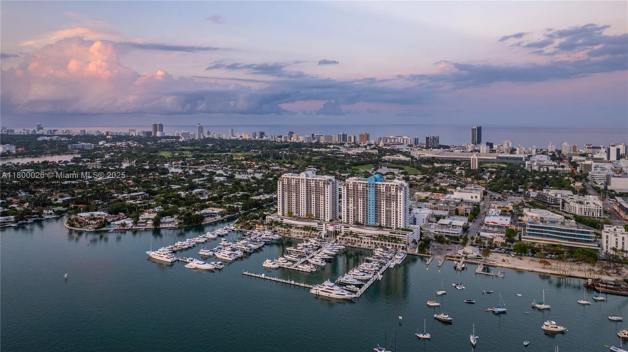 Recently Sold: $3,450,000 (4 beds, 2 baths, 2246 Square Feet)