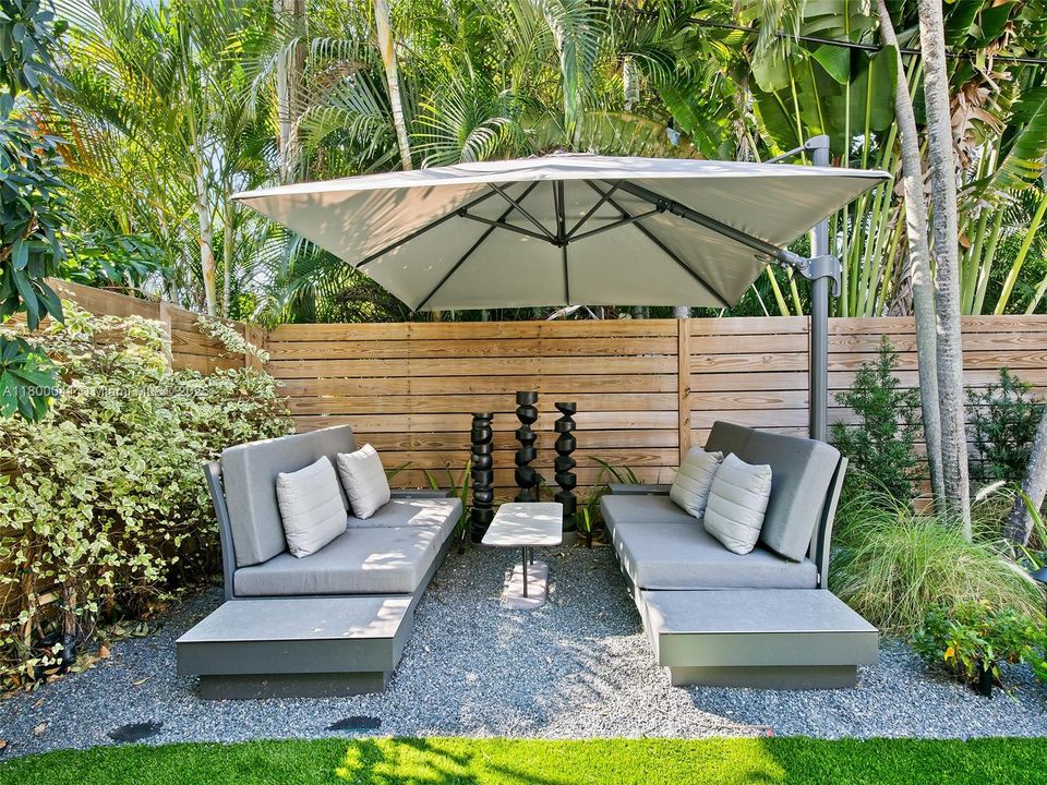 最近租的: $12,500 (3 贝兹, 2 浴室, 3007 平方英尺)