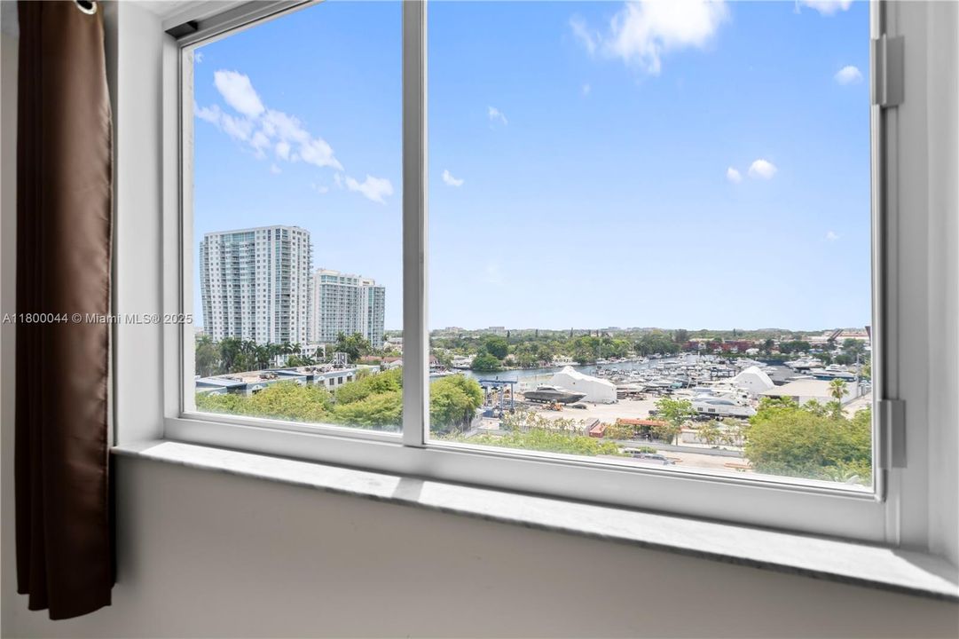 最近售出: $260,000 (1 贝兹, 1 浴室, 706 平方英尺)