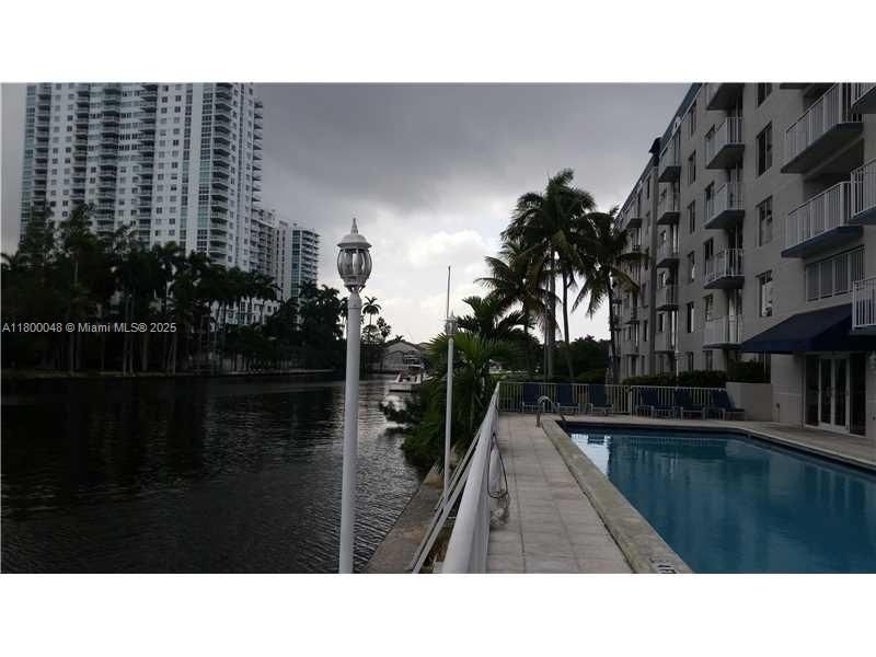 En Venta: $214,900 (1 camas, 1 baños, 634 Pies cuadrados)