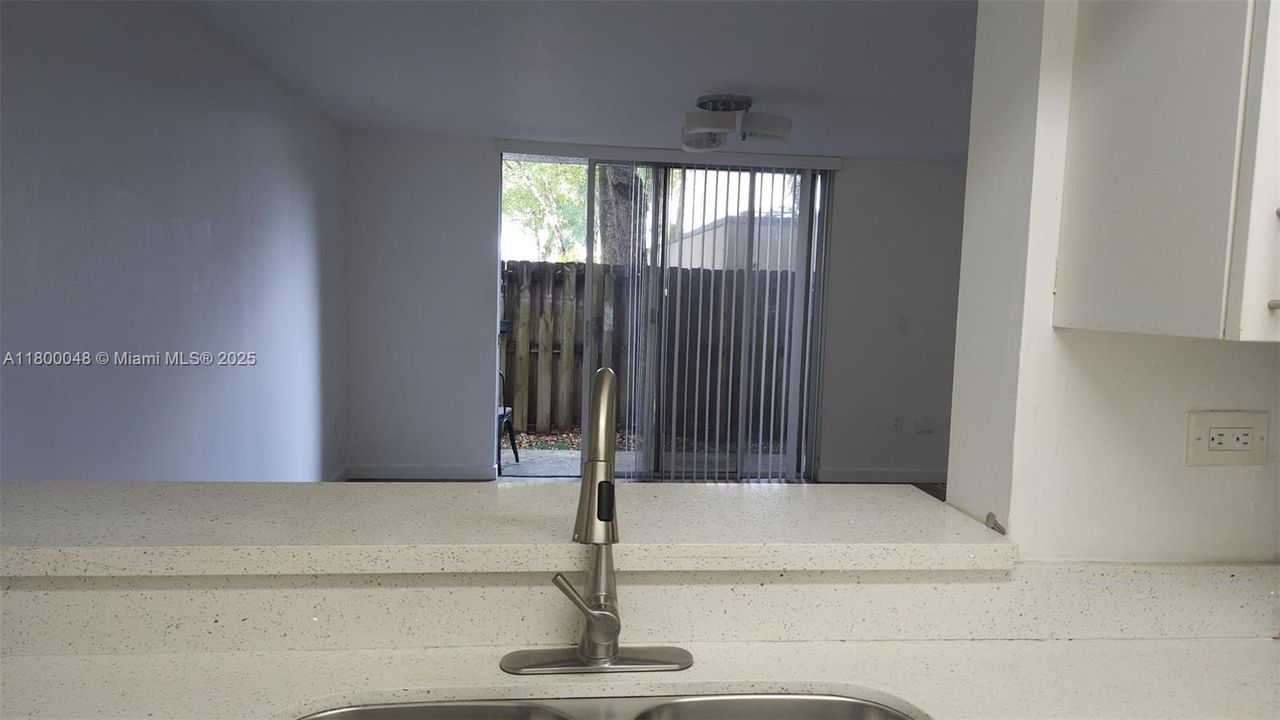 En Venta: $214,900 (1 camas, 1 baños, 634 Pies cuadrados)