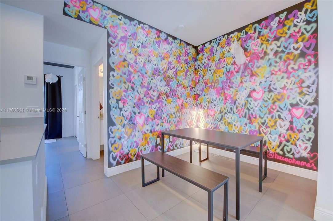 Recientemente alquilado: $2,250 (1 camas, 2 baños, 875 Pies cuadrados)