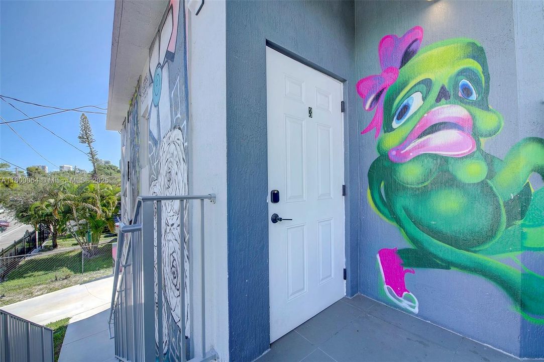 Recientemente alquilado: $2,250 (1 camas, 2 baños, 875 Pies cuadrados)