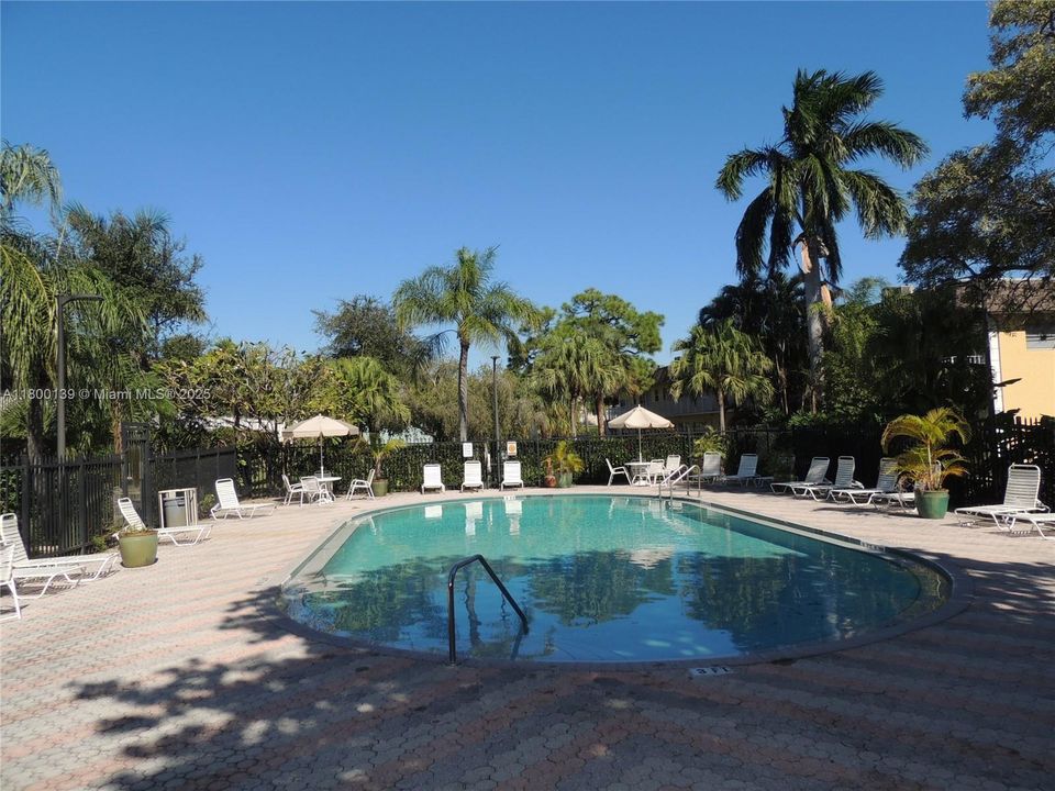 Недавно продано: $179,900 (2 спален, 1 ванн, 609 Квадратных фут)