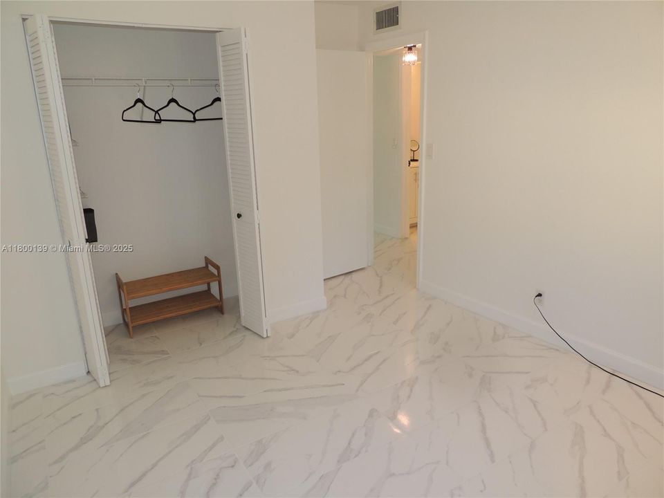 Недавно продано: $179,900 (2 спален, 1 ванн, 609 Квадратных фут)