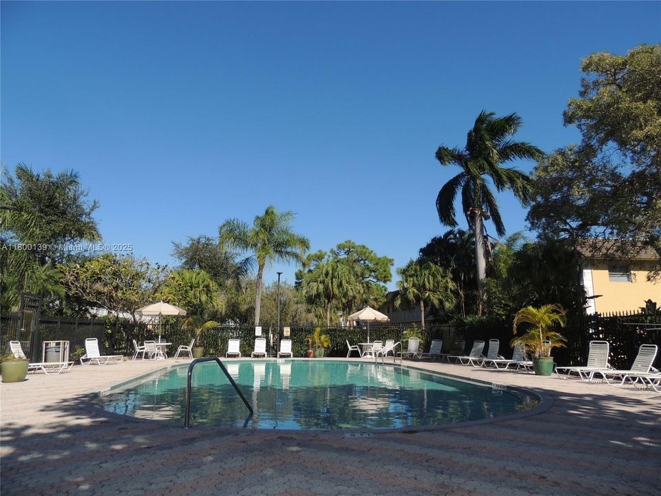 Недавно продано: $179,900 (2 спален, 1 ванн, 609 Квадратных фут)