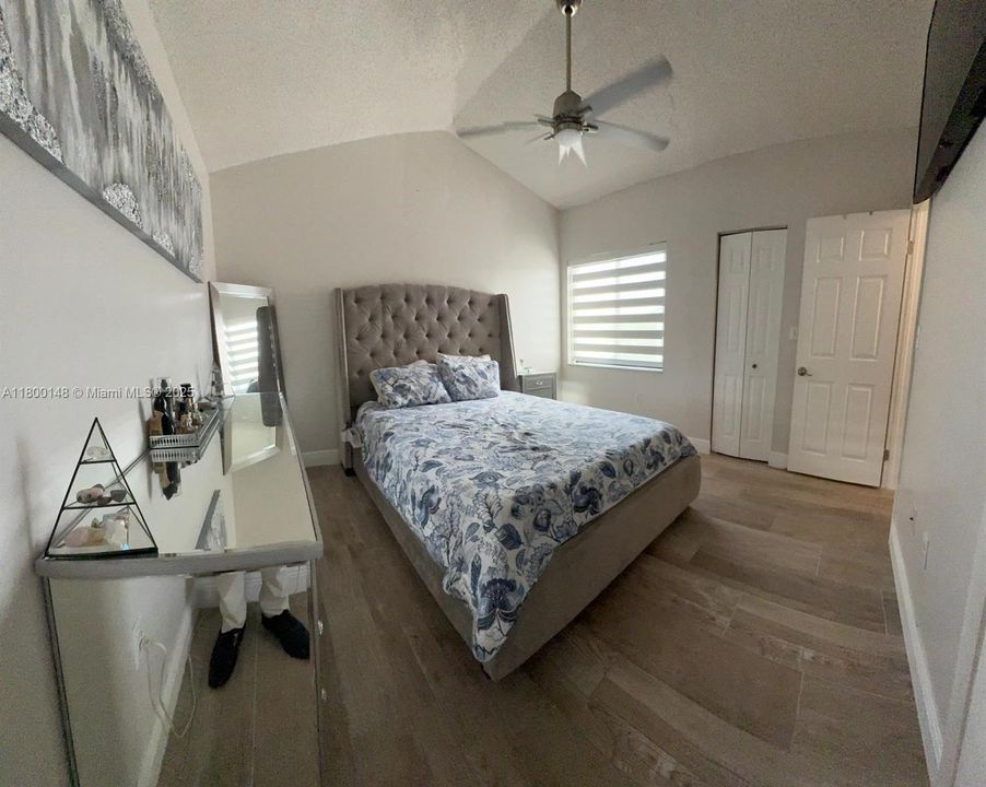 最近售出: $565,000 (3 贝兹, 2 浴室, 1582 平方英尺)