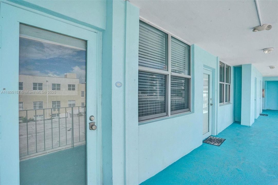 Vendido Recientemente: $305,000 (1 camas, 1 baños, 630 Pies cuadrados)