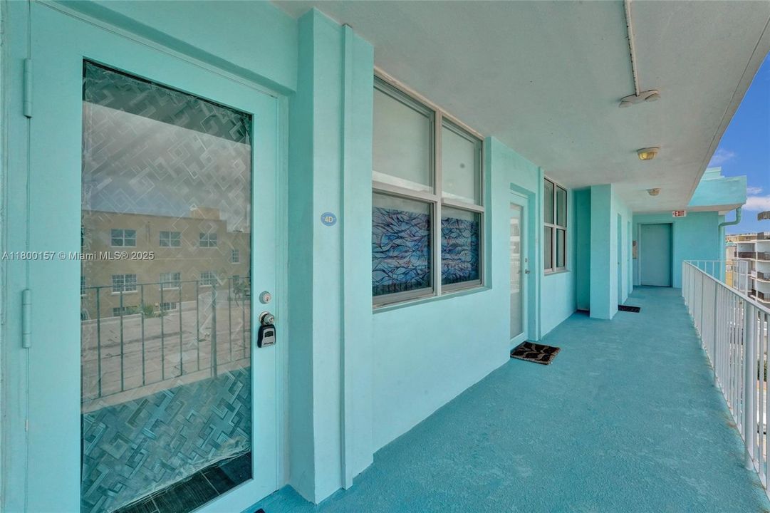 Vendido Recientemente: $305,000 (1 camas, 1 baños, 630 Pies cuadrados)