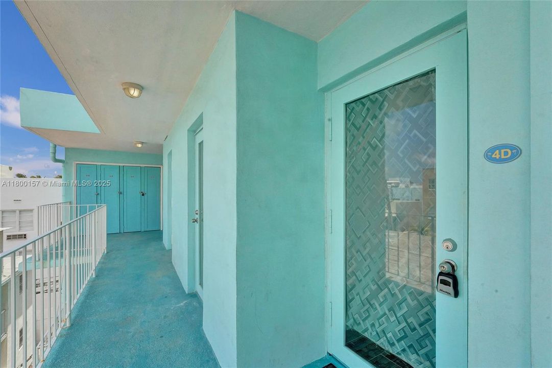 Vendido Recientemente: $305,000 (1 camas, 1 baños, 630 Pies cuadrados)