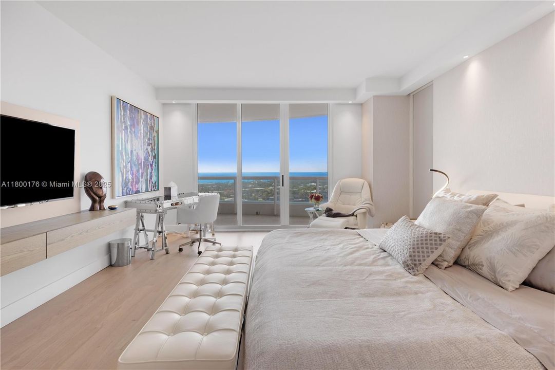 Active With Contract: $10,200 (3 beds, 2 baths, 2440 Square Feet)