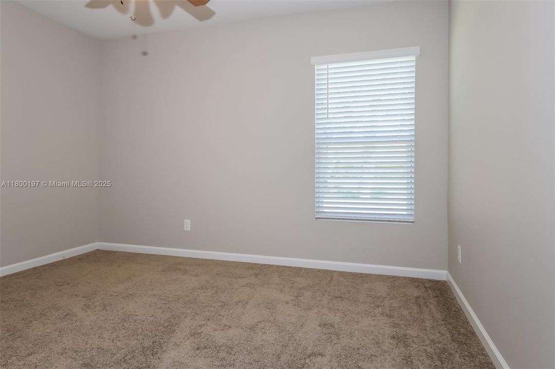 最近租的: $2,280 (4 贝兹, 2 浴室, 1833 平方英尺)