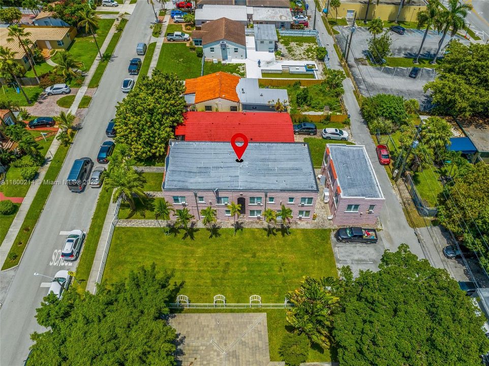 合同活跃: $2,300,000 (0 贝兹, 0 浴室, 5058 平方英尺)