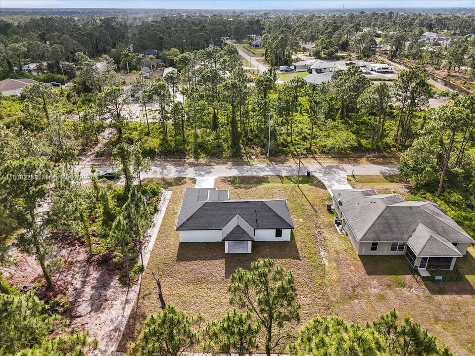 Vendido Recientemente: $289,900 (3 camas, 2 baños, 1239 Pies cuadrados)