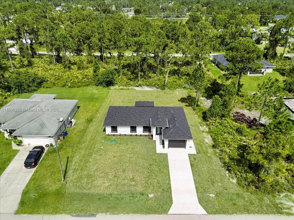 Vendido Recientemente: $289,900 (3 camas, 2 baños, 1239 Pies cuadrados)