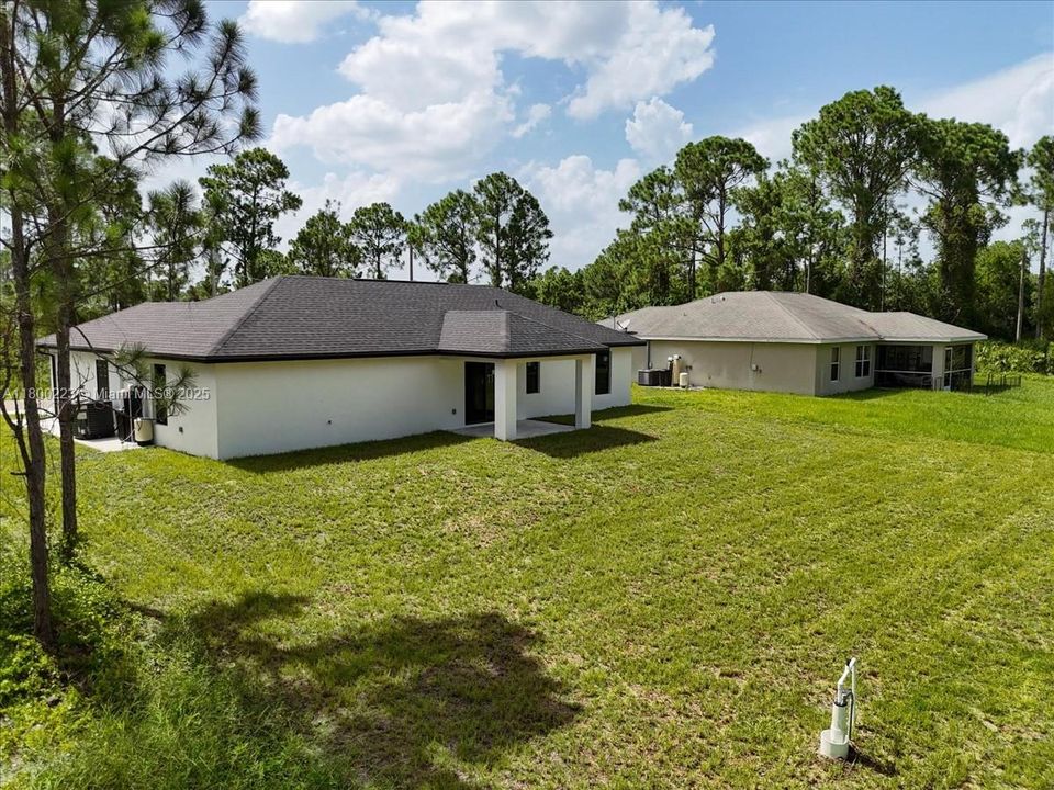 Vendido Recientemente: $289,900 (3 camas, 2 baños, 1239 Pies cuadrados)